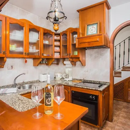 Ohana House In Hébergement de vacances Caleta de Caballo